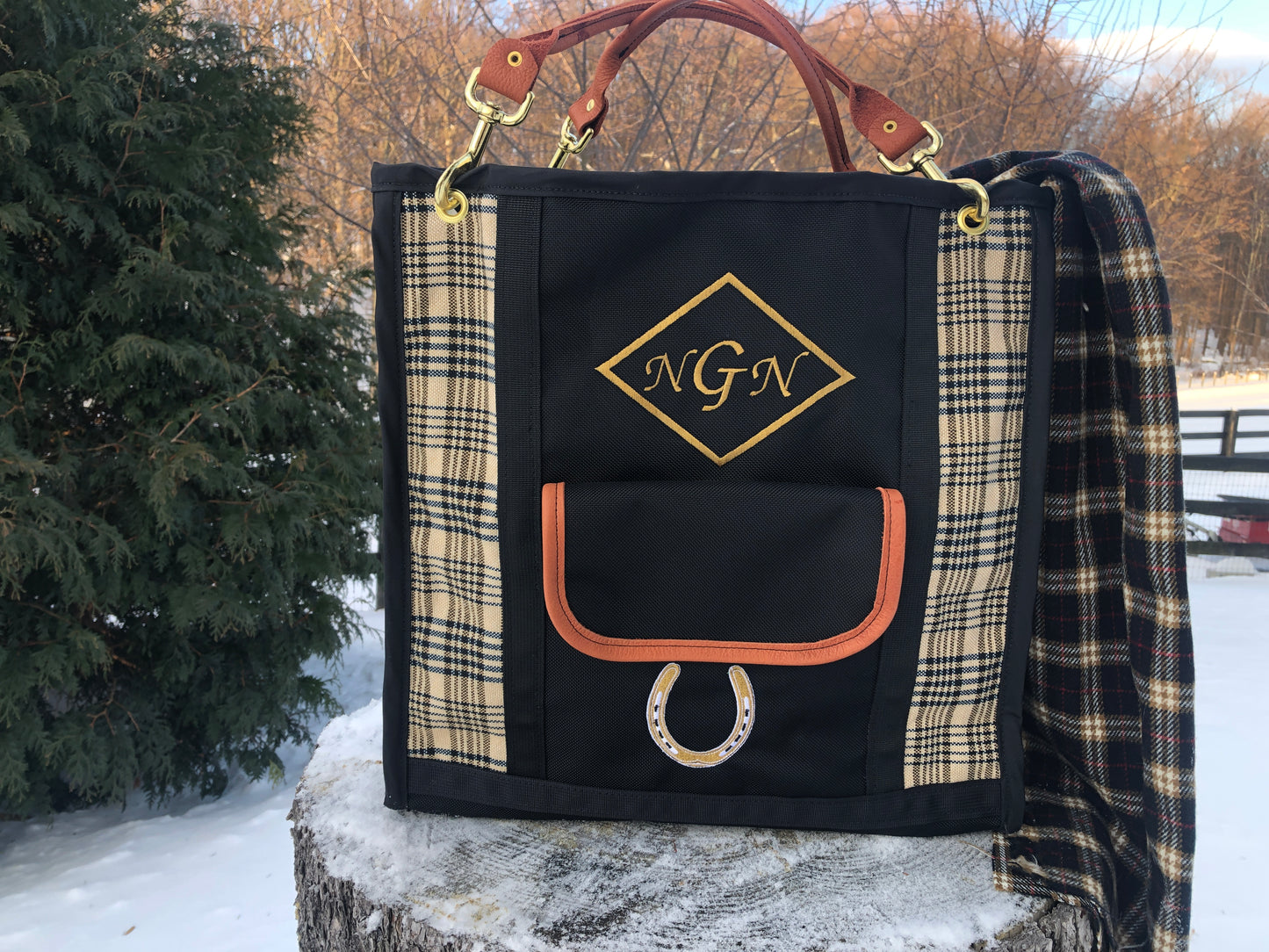 Large tote